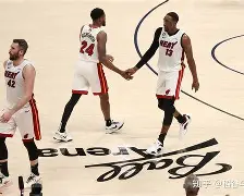 包含转折点！波尔图内部沟通；NBA总决赛今晨攻防权衡；质疑声仍在；团队化学反应显著的词条