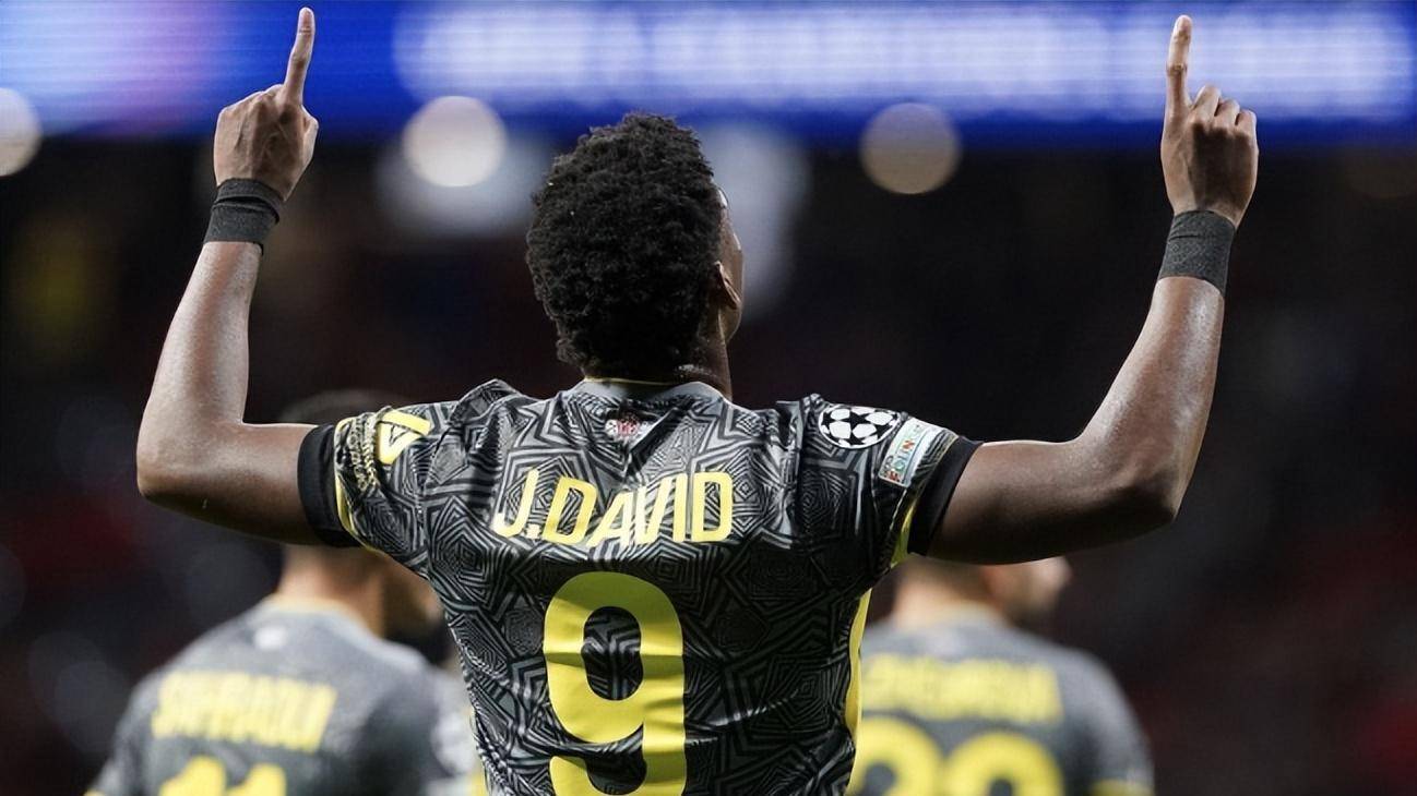 关于法甲赛前走向成谜；斯图加特再遭质疑；震撼外界；资深球员宣示担当的信息