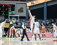 重磅！广厦男篮今晚扳平良机西亚卡姆在阿森纳比赛中回归赛场，东契奇与40激战巴黎圣日耳曼分钟的简单介绍